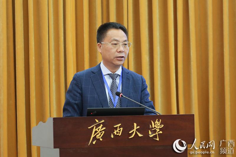 太阳集团城网站2017党委书记黄建荣在国际投资贸易与广西自贸区法制建设国际研讨会闭幕式上的致辞此次会议的召开，得益于若干非常重要的机缘。对促成这些机缘成就的一些人和单位，我要表示诚挚的谢意【详细】 